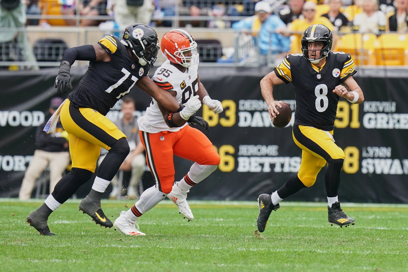 Aaron Rodgers throws for 2 TDs as Steelers continue home dominance of Browns in 23-9 win | iNFOnews.ca Aaron Rodgers throws for 2 TDs as Steelers continue home dominance of Browns in 23-9 win | iNFOnews.ca