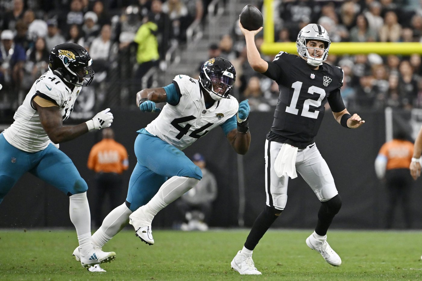 Raiders and Saints clash with eyes on their organizations' respective futures | iNFOnews.ca