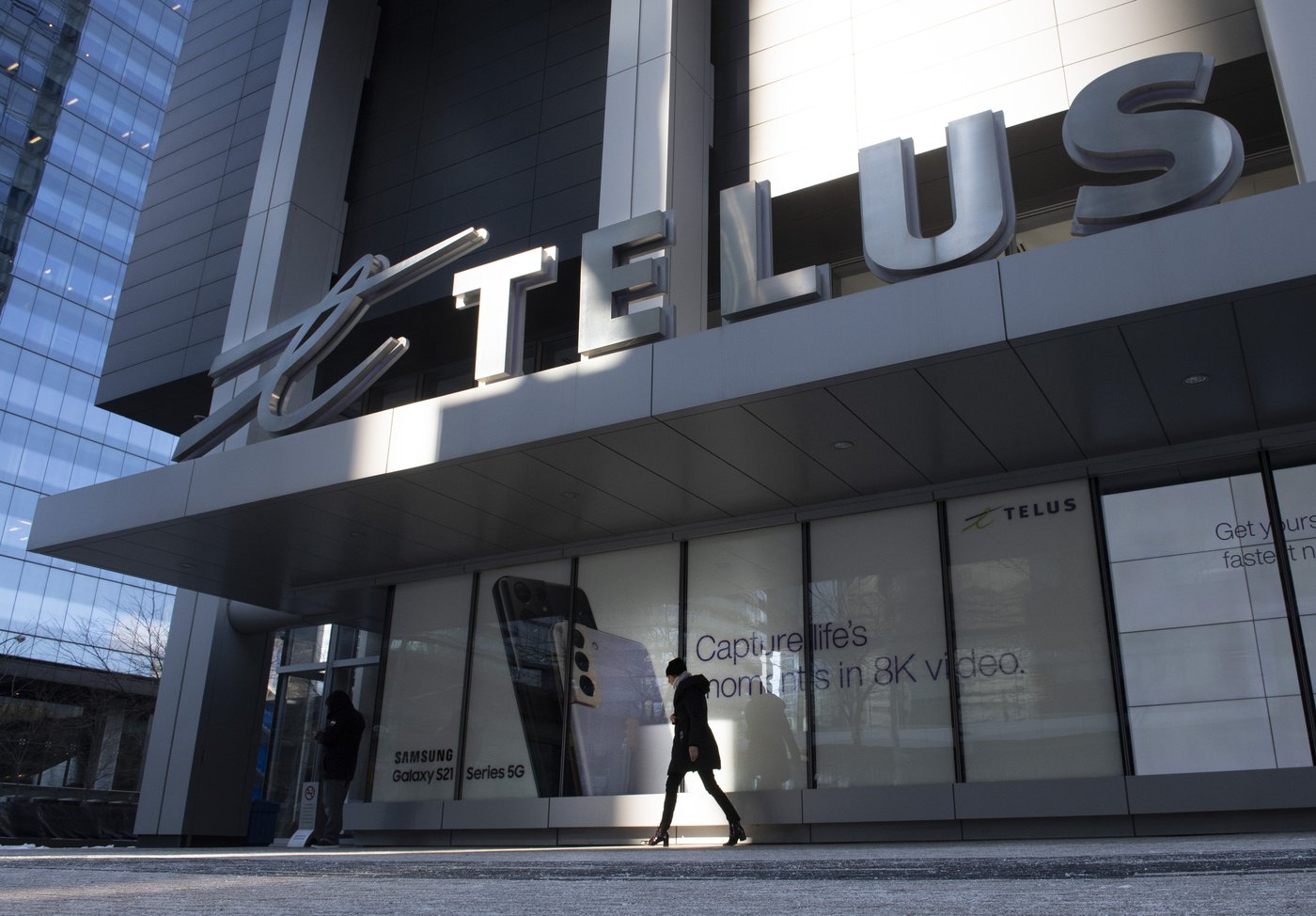 Wholesale access helps 'maximize' value of fibre internet infrastructure: Telus CFO | iNFOnews.ca