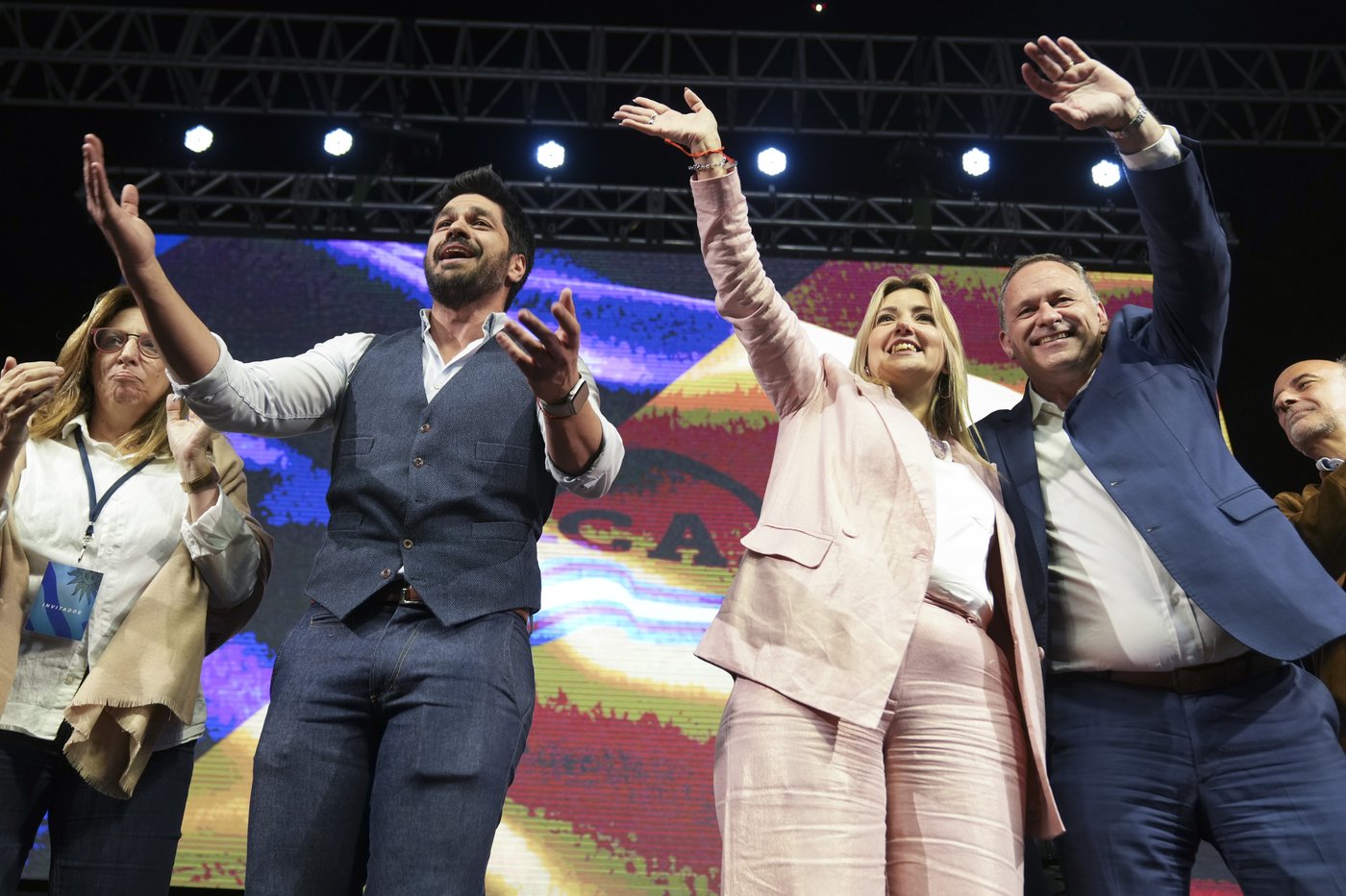 Uruguay's presidential runoff will be tight. But with rivals in agreement, it's no nail-biter | iNFOnews.ca Uruguay's presidential runoff will be tight. But with rivals in agreement, it's no nail-biter | iNFOnews.ca