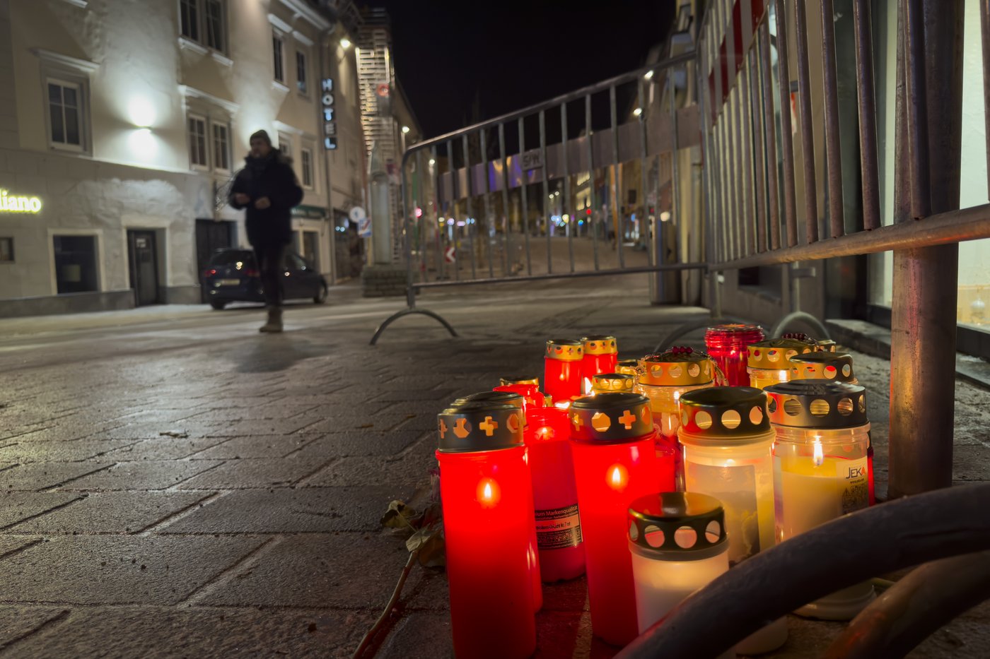 A 23-year-old man stabbed 6 people in Austria killing 1 in what police describe as a random attack | iNFOnews.ca