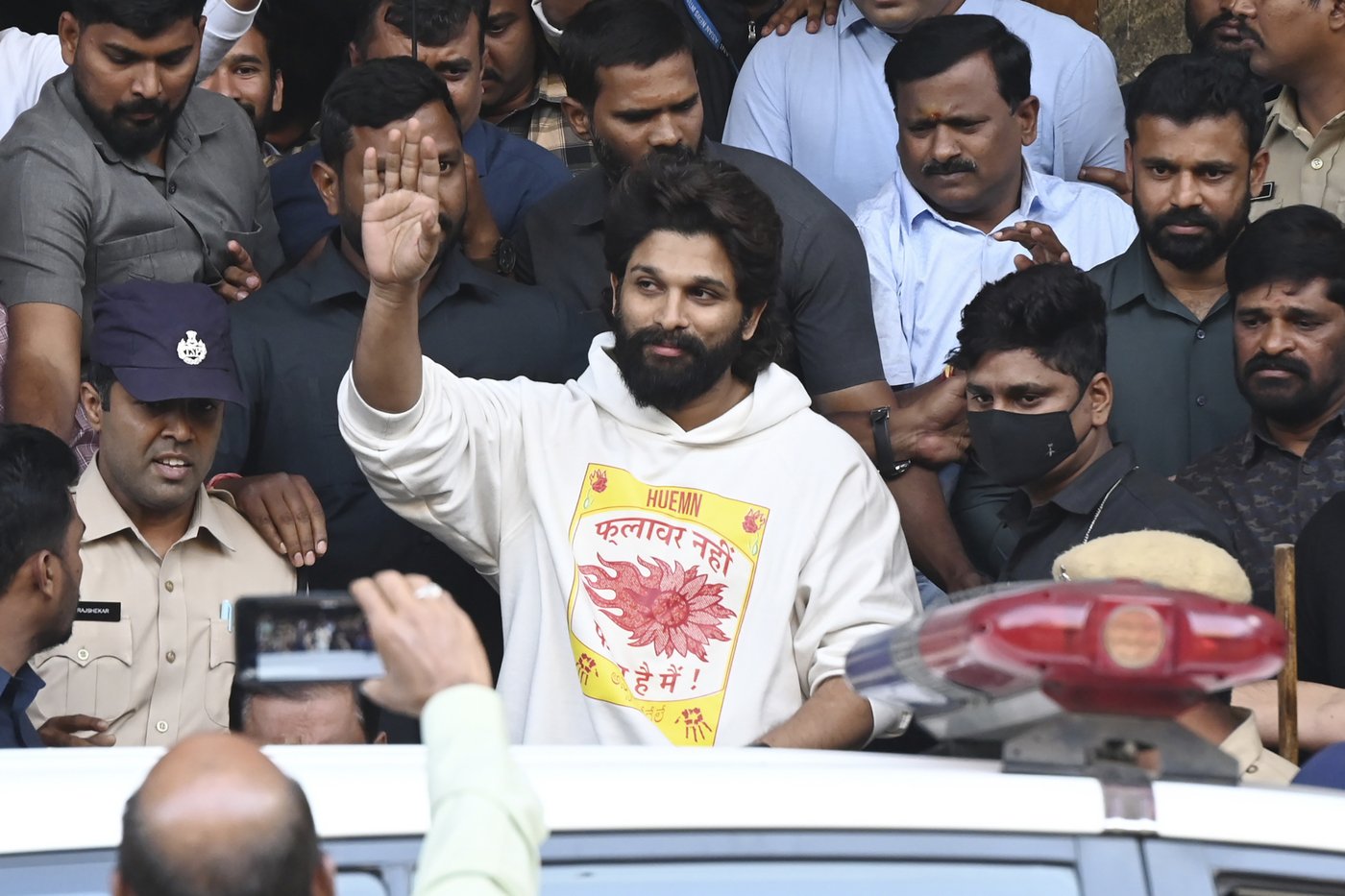 Popular actor in southern India is freed on bail after spending a night in jail in a stampede case | iNFOnews.ca Popular actor in southern India is freed on bail after spending a night in jail in a stampede case | iNFOnews.ca