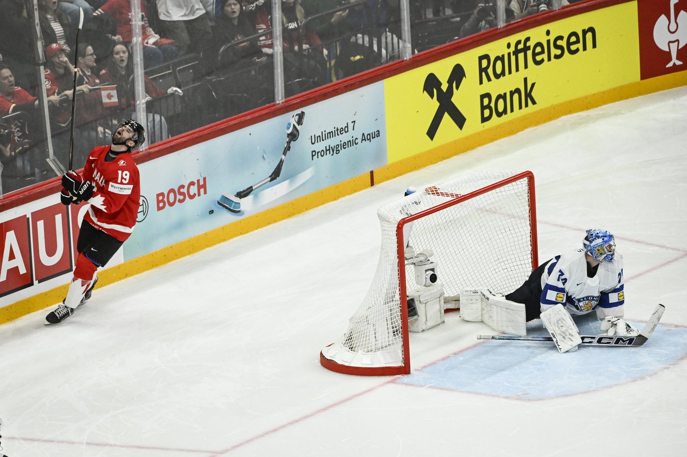 Tolvanen nets SO winner as Finland hands Canada first loss of men's hockey worlds | iNFOnews.ca Tolvanen nets SO winner as Finland hands Canada first loss of men's hockey worlds | iNFOnews.ca