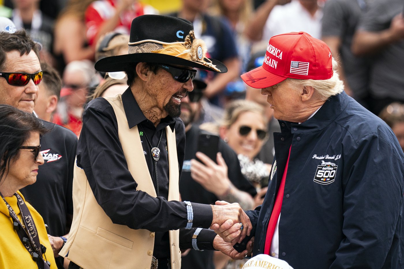 US GM Bill Guerin says he would welcome Trump when Americans play Canada for 4 Nations title | iNFOnews.ca