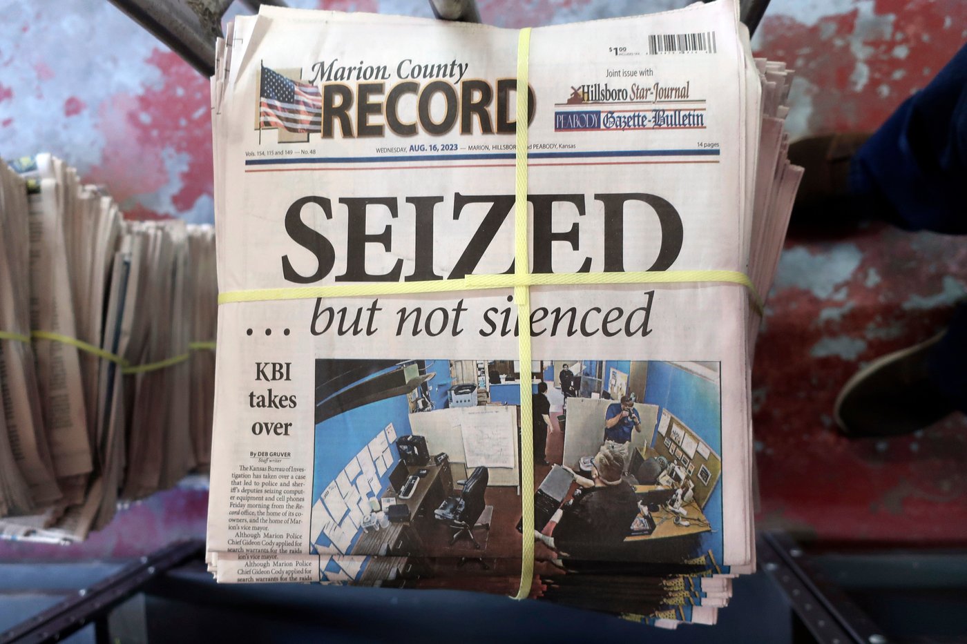 A Kansas county agrees to pay $3 million and apologize over a raid on a small-town newspaper | iNFOnews.ca