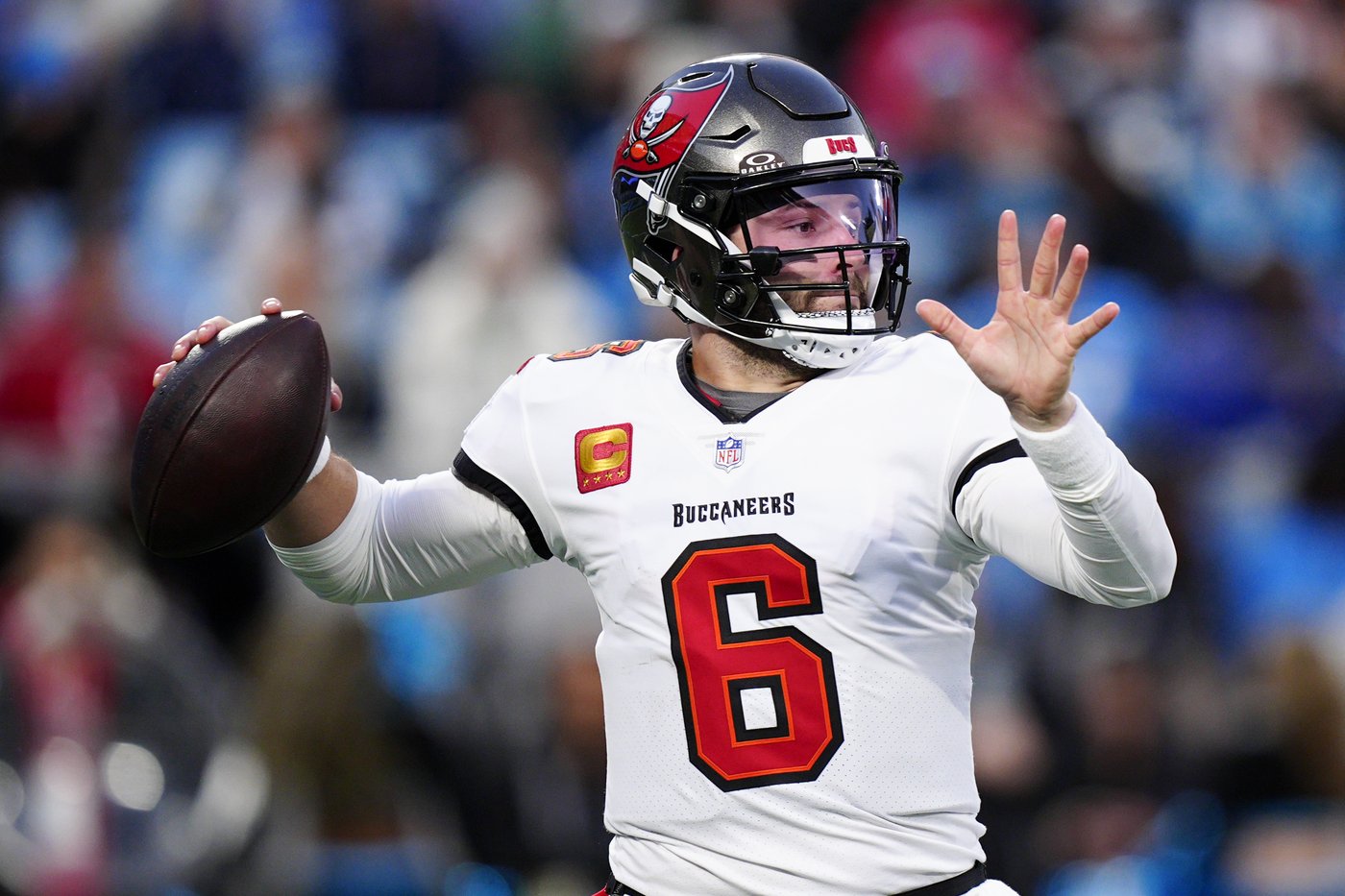 Surging Bucs look for 3rd straight win, while reeling Raiders aim to end 8-game skid | iNFOnews.ca