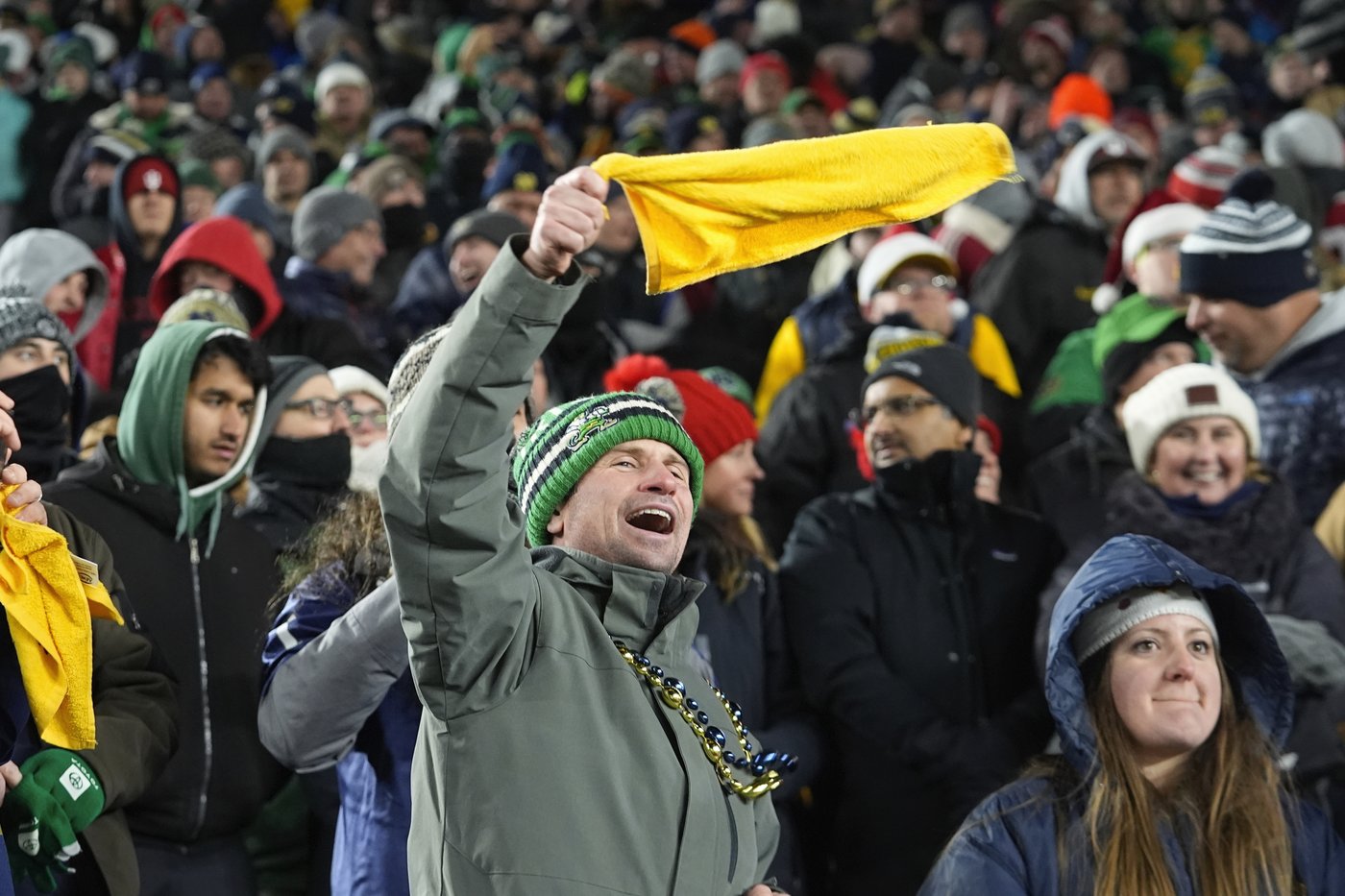 College playoffs looks for good matchups after snoozy first round of blowouts | iNFOnews.ca College playoffs looks for good matchups after snoozy first round of blowouts | iNFOnews.ca