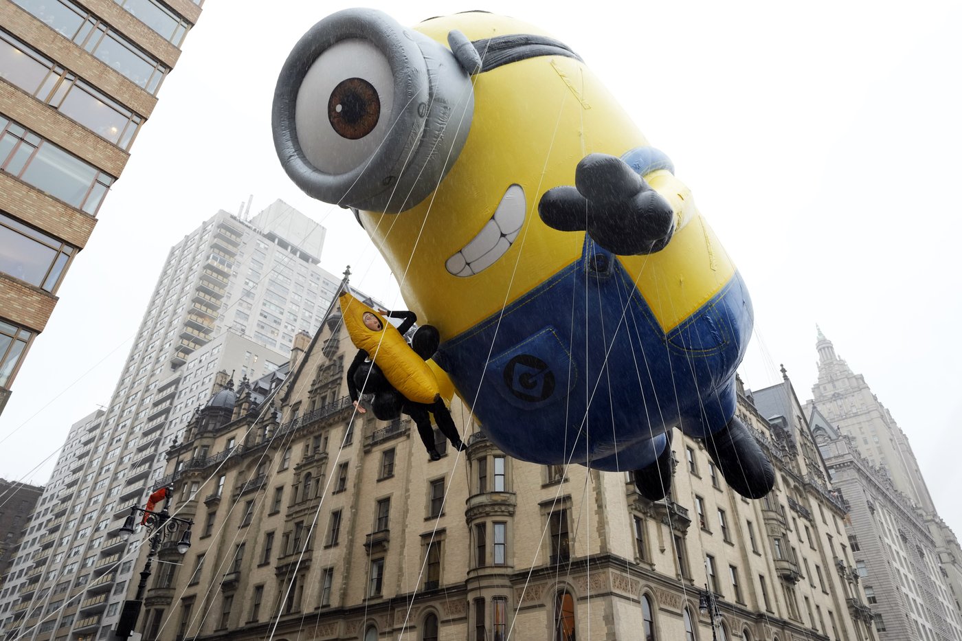 Macy’s Thanksgiving Day Parade: Big balloons, wet weather and 21 protesters arrested | iNFOnews.ca