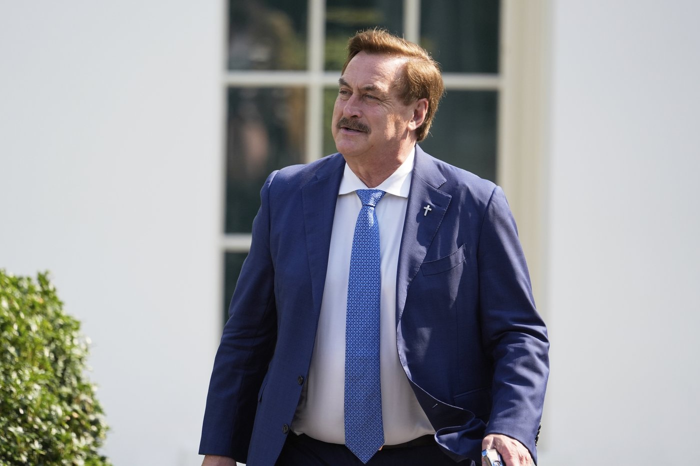 Mike Lindell celebrates victory after appeals court voids $5M award in election data dispute | iNFOnews.ca