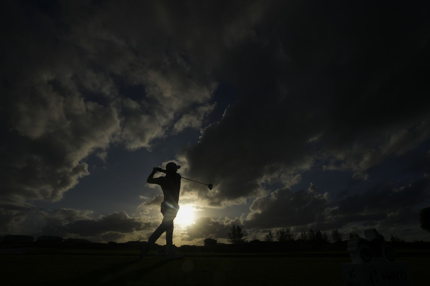 Justin Thomas with big drives and a few big putts takes 1-shot lead over Scheffler in the Bahamas | iNFOnews.ca Justin Thomas with big drives and a few big putts takes 1-shot lead over Scheffler in the Bahamas | iNFOnews.ca
