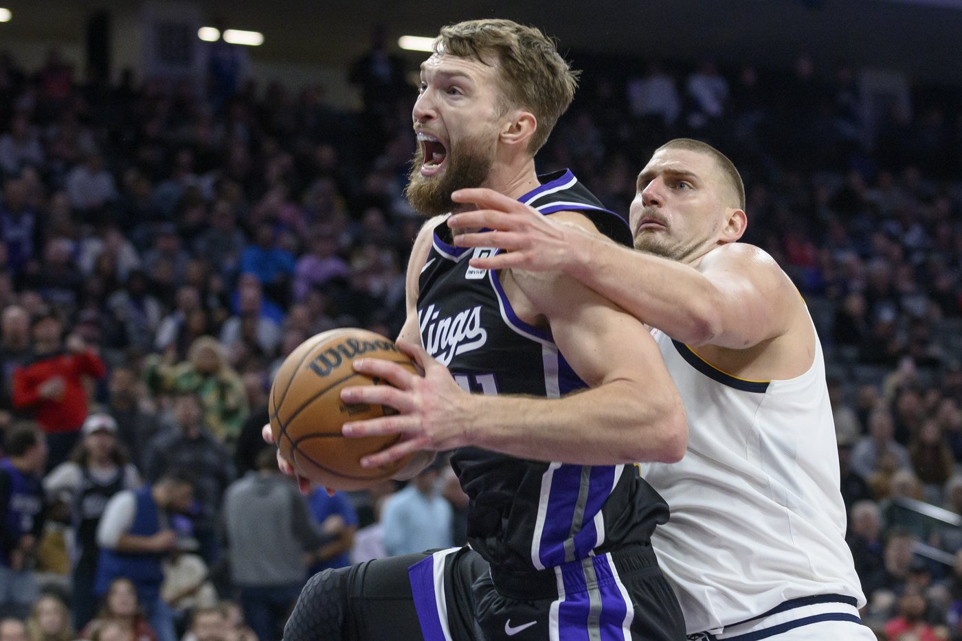 Jokic has another triple-double as Nuggets rally past Kings 130-129 | iNFOnews.ca
