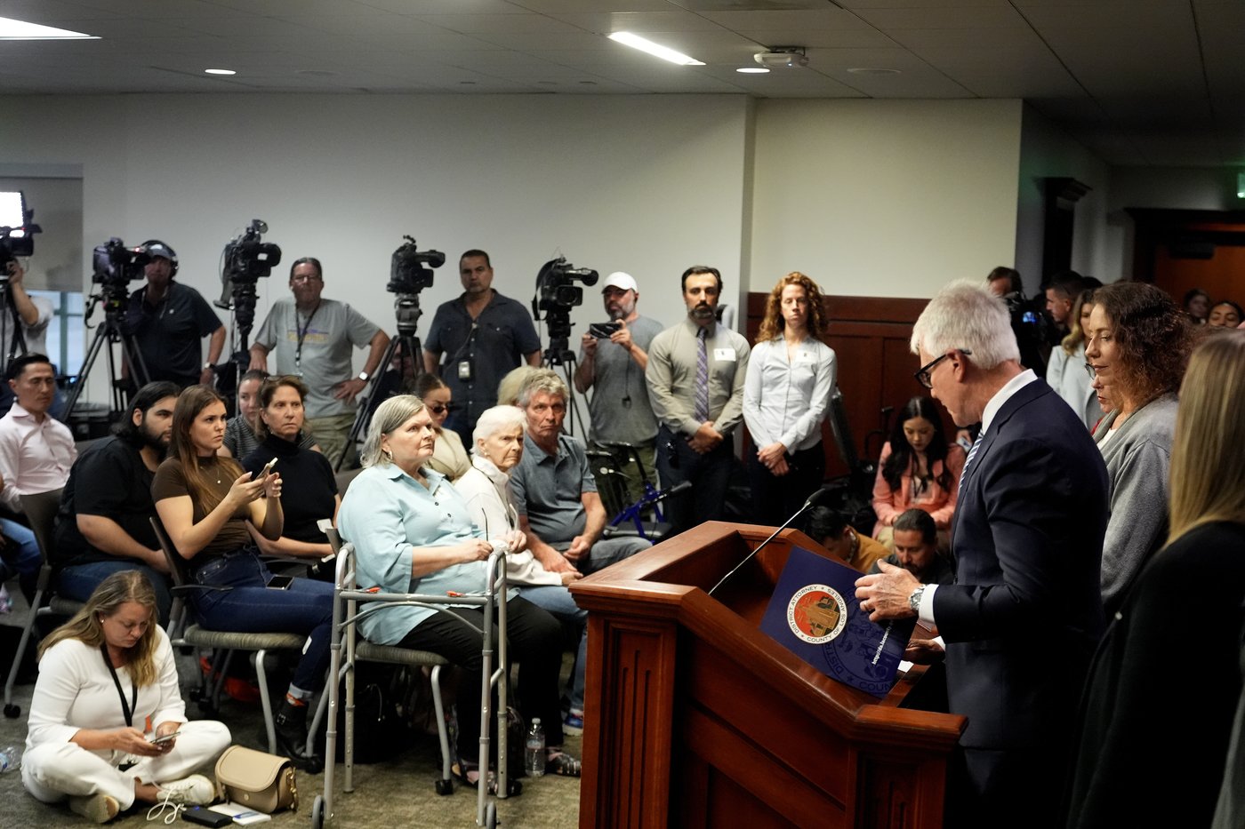 What to know about the Menendez brothers' bid for freedom | iNFOnews.ca What to know about the Menendez brothers' bid for freedom | iNFOnews.ca