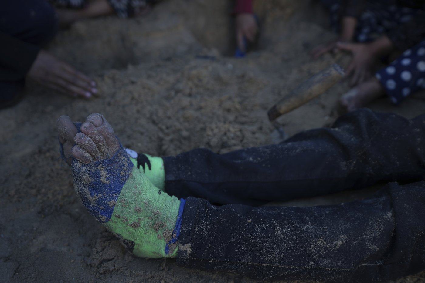 Winter is hitting Gaza and many Palestinians have little protection from the cold | iNFOnews.ca Winter is hitting Gaza and many Palestinians have little protection from the cold | iNFOnews.ca