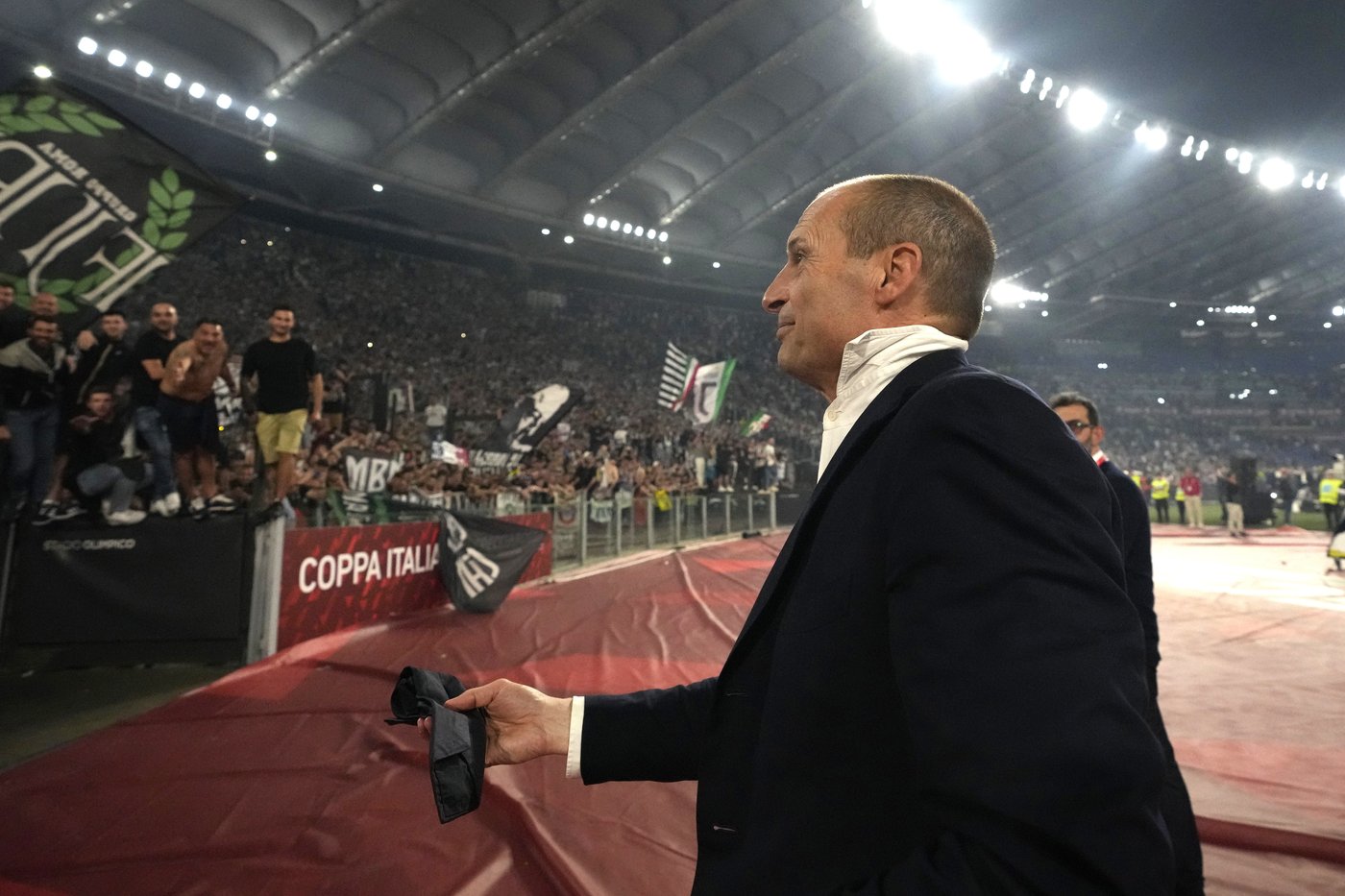Massimiliano Allegri returns as coach at crisis-hit AC Milan | iNFOnews.ca