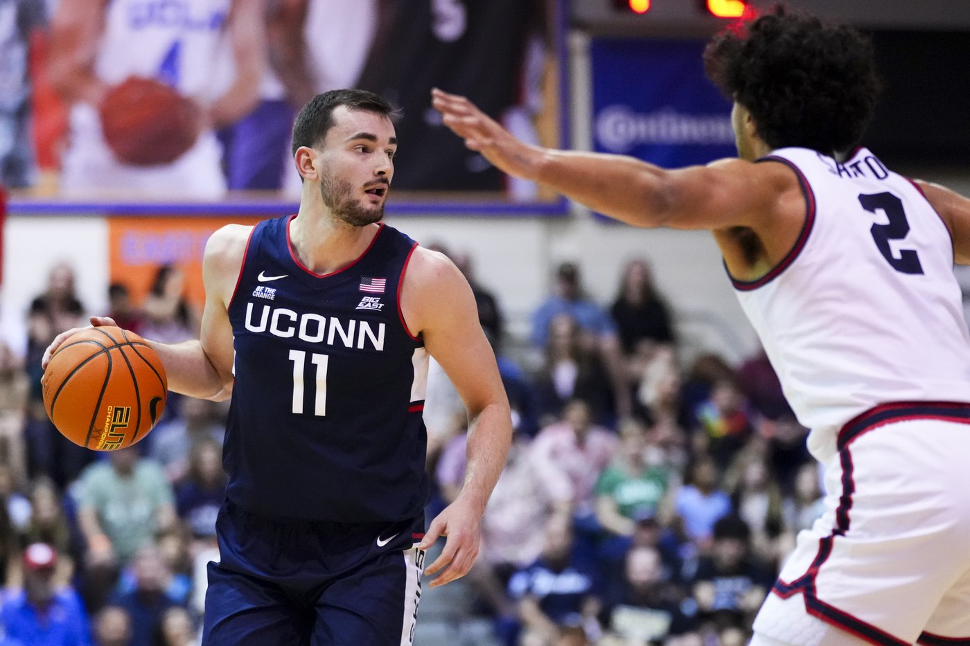 Karaban goes to hospital with head injury after No. 2 UConn's loss to Dayton in Maui Invitational | iNFOnews.ca Karaban goes to hospital with head injury after No. 2 UConn's loss to Dayton in Maui Invitational | iNFOnews.ca