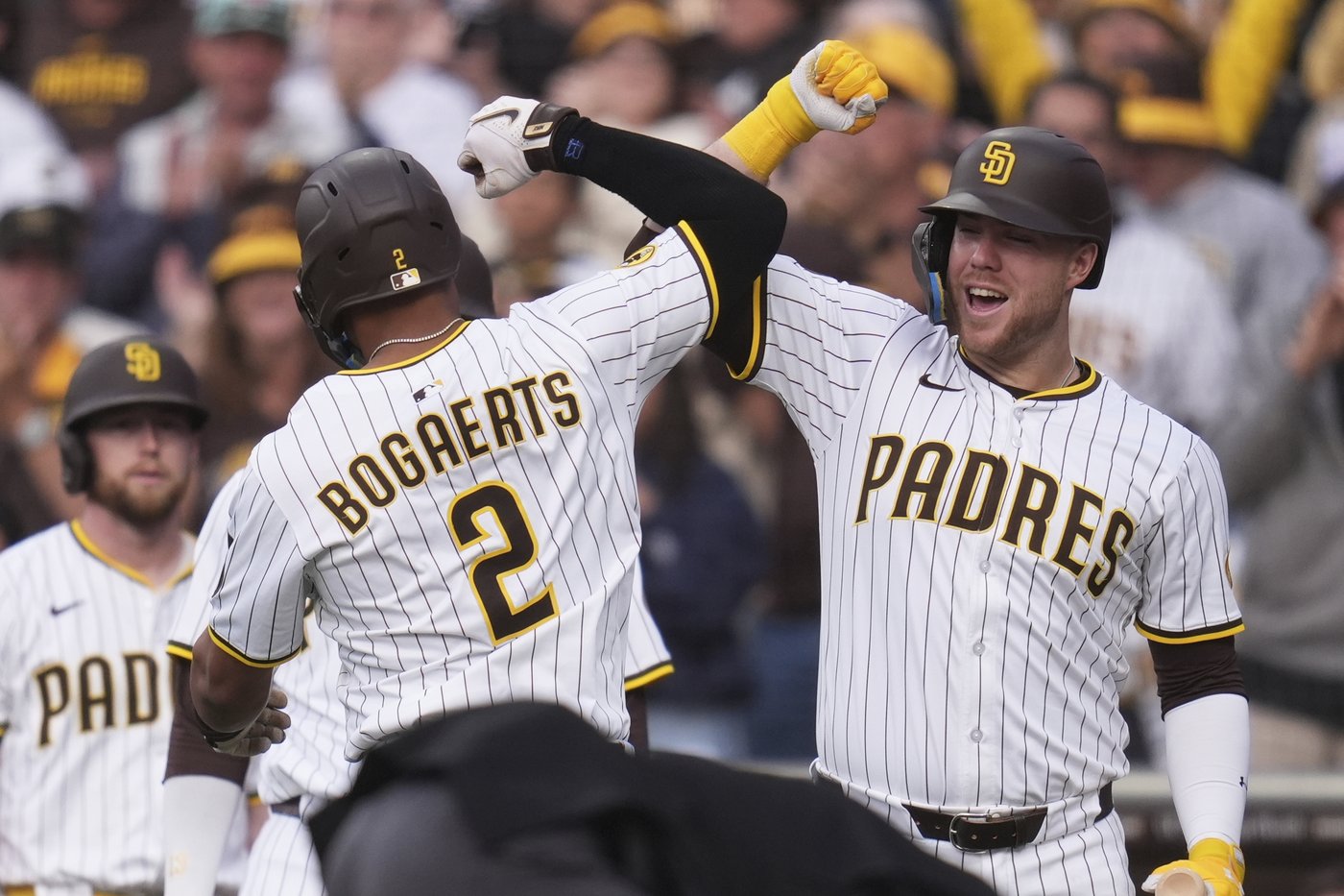 Xander Bogaerts' 3-run homer in 1st inning propels Vásquez, Padres to 5-1 win over Angels | iNFOnews.ca Xander Bogaerts' 3-run homer in 1st inning propels Vásquez, Padres to 5-1 win over Angels | iNFOnews.ca
