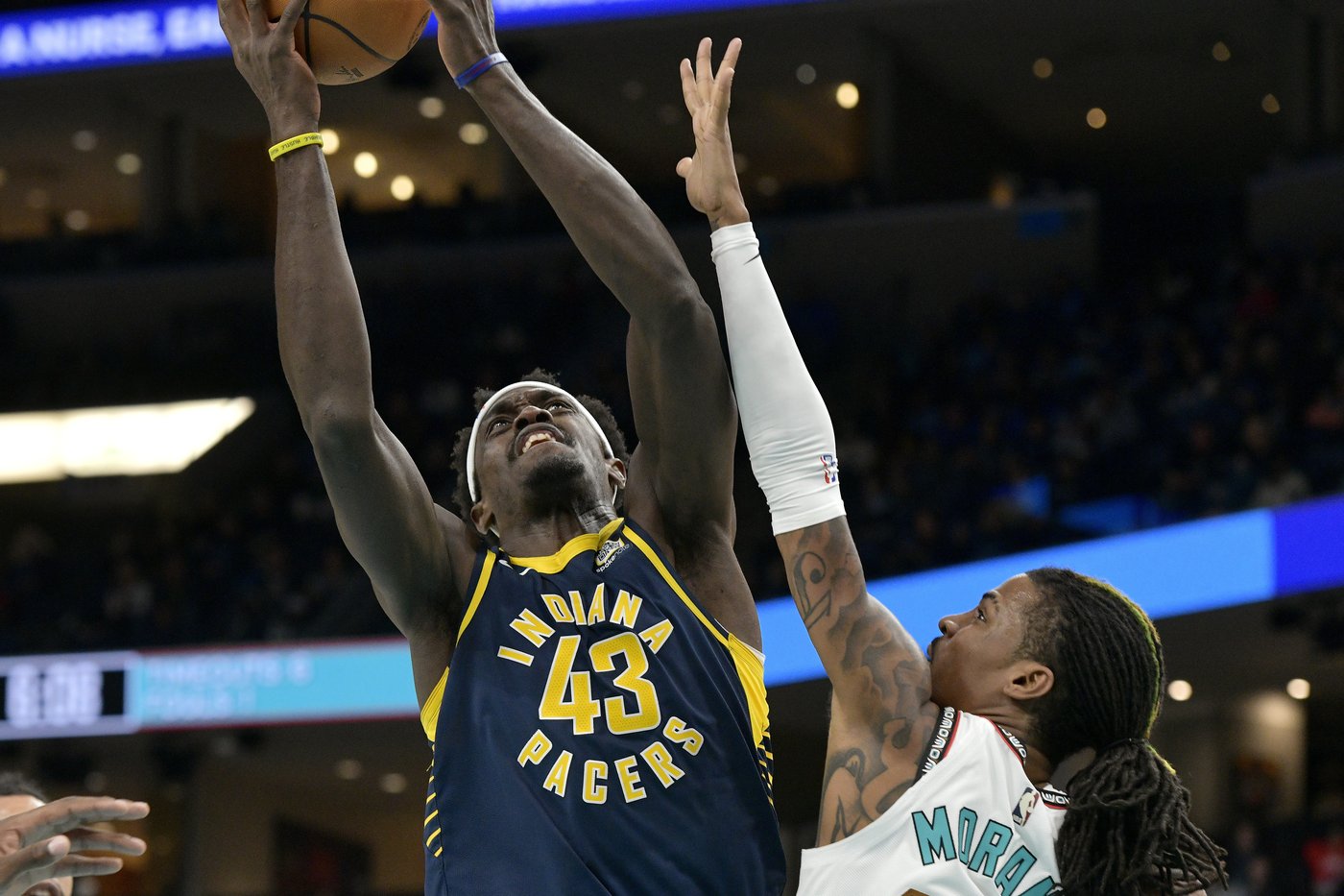 Jackson's 25 points rally Grizzlies from 19-point deficit to 136-121 win over Pacers | iNFOnews.ca Jackson's 25 points rally Grizzlies from 19-point deficit to 136-121 win over Pacers | iNFOnews.ca