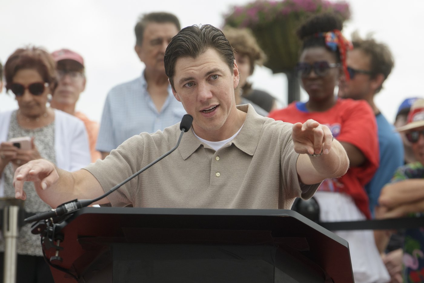 T.J. Oshie, US Olympic star in Sochi and Capitals Stanley Cup champion, announces he's retiring | iNFOnews.ca