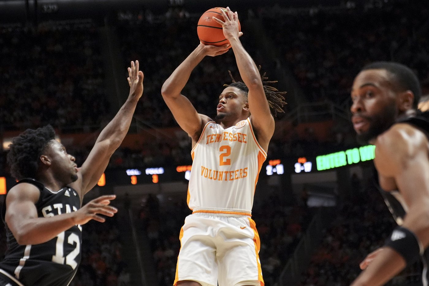 Chaz Lanier scores 23 to lead No. 6 Tennessee past No. 14 Mississippi State, 68-56 | iNFOnews.ca Chaz Lanier scores 23 to lead No. 6 Tennessee past No. 14 Mississippi State, 68-56 | iNFOnews.ca