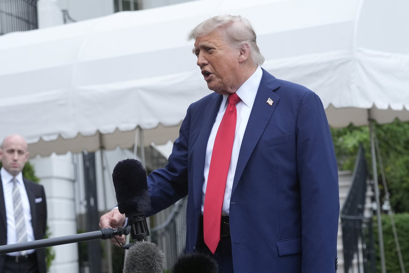 Judges consider whether Trump can use wartime act against Venezuelan gang Tren de Aragua | iNFOnews.ca