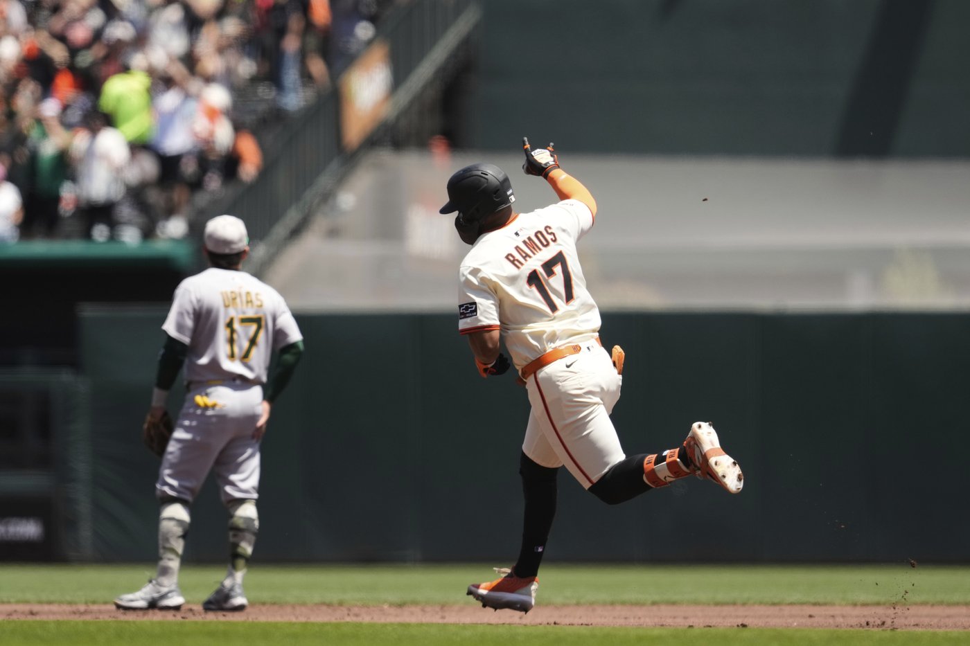 Heliot Ramos homers and hits go-ahead single as Giants beat Athletics 3-2 for a series sweep | iNFOnews.ca Heliot Ramos homers and hits go-ahead single as Giants beat Athletics 3-2 for a series sweep | iNFOnews.ca