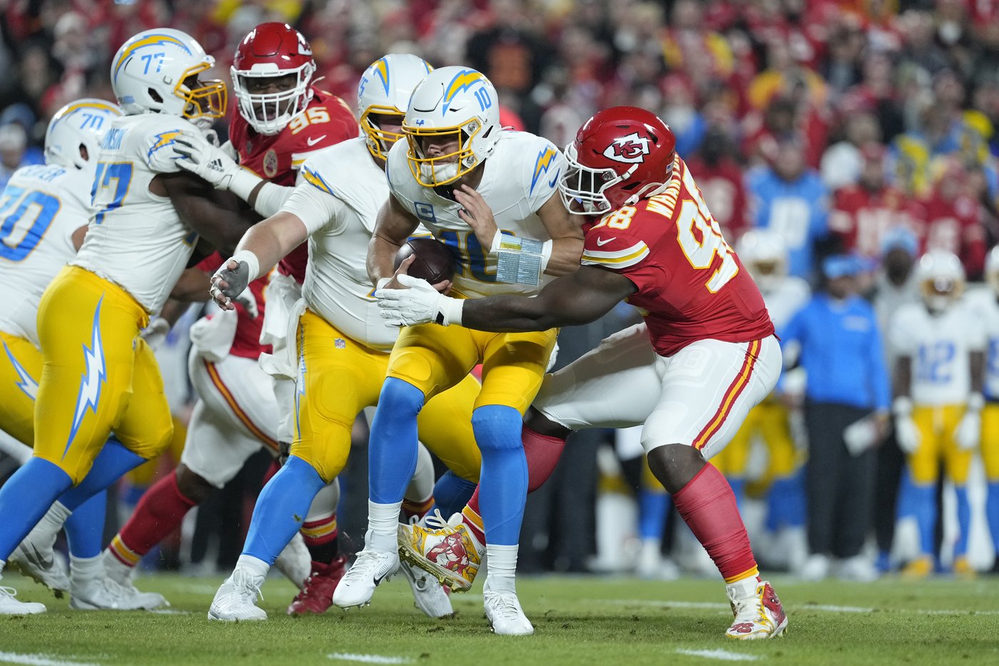 Chargers QB Justin Herbert does not practice because of left ankle injury | iNFOnews.ca Chargers QB Justin Herbert does not practice because of left ankle injury | iNFOnews.ca
