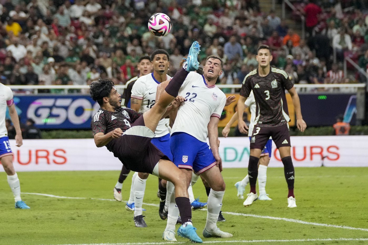 Mexico stops 7-game winless streak against the US as Jiménez and Huerta score in 2-0 victory | iNFOnews.ca