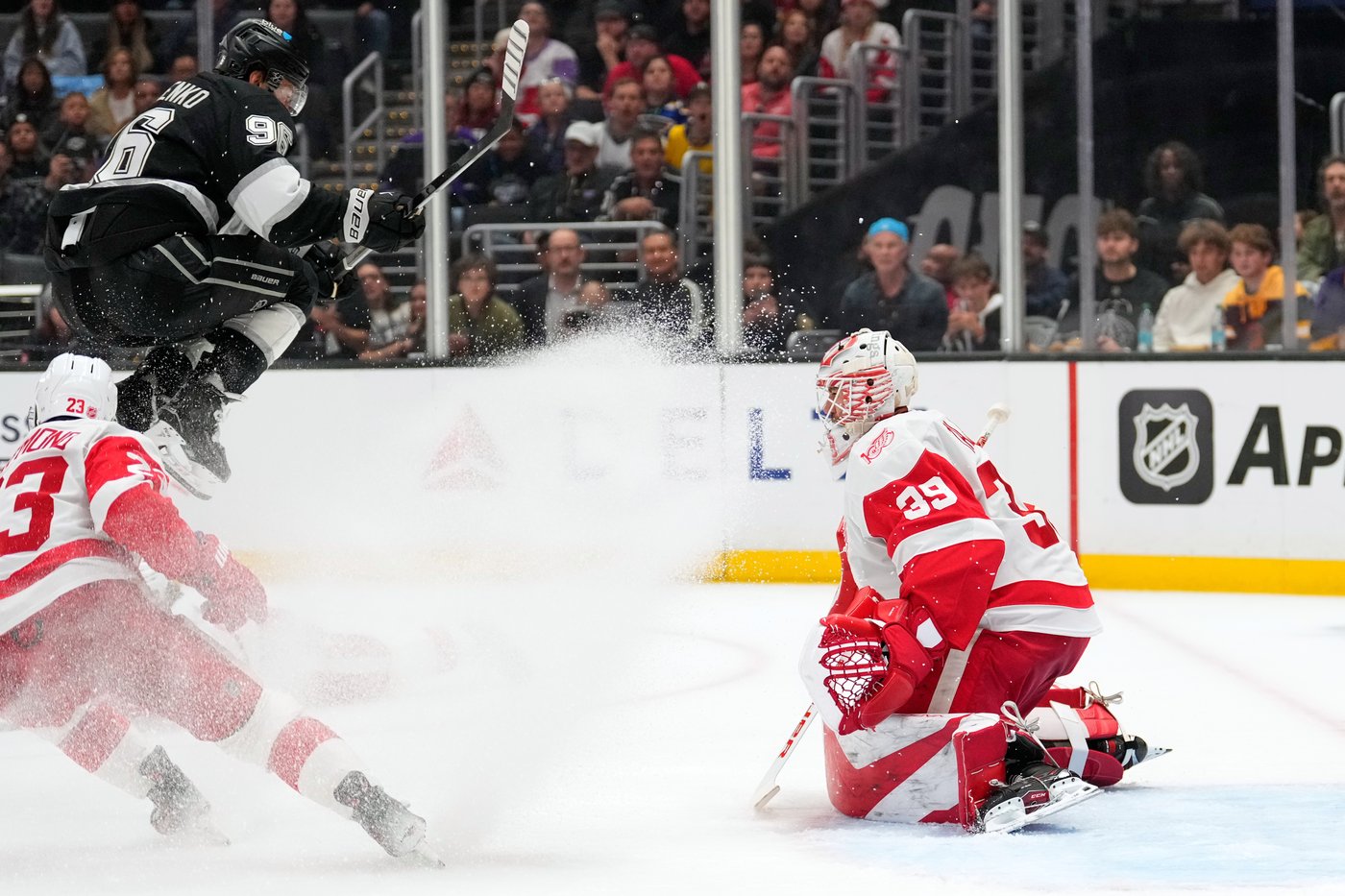 Lucas Raymond scores in shootout as Red Wings beat Kings 4-3 | iNFOnews.ca Lucas Raymond scores in shootout as Red Wings beat Kings 4-3 | iNFOnews.ca
