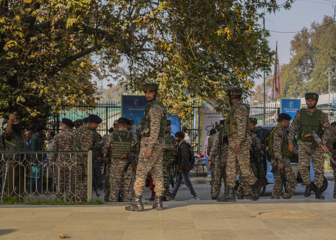 A grenade explosion in a busy market in Indian-controlled Kashmir wounds 9 | iNFOnews.ca A grenade explosion in a busy market in Indian-controlled Kashmir wounds 9 | iNFOnews.ca