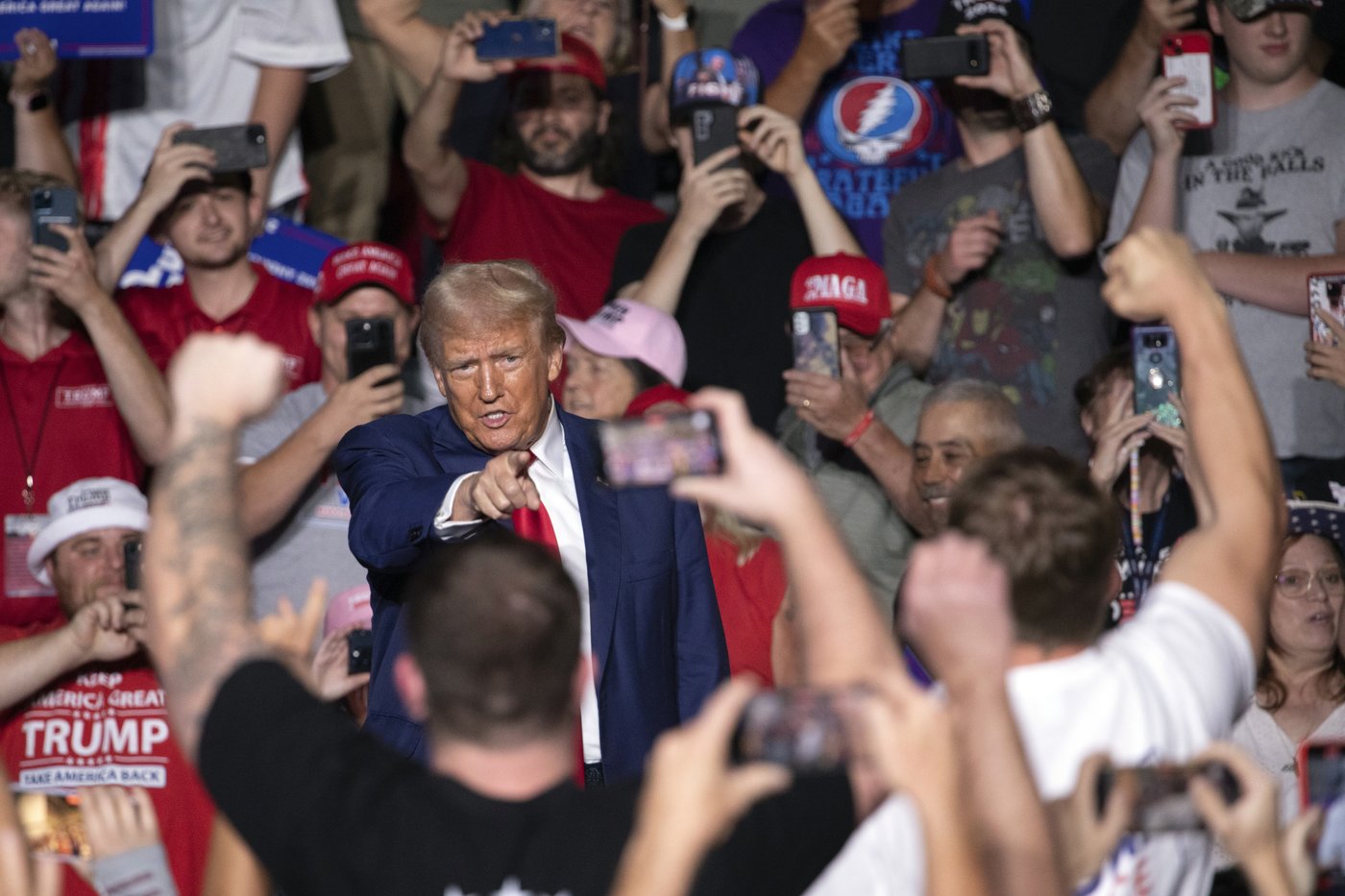 Overseas voters are the latest target in Trump's false narrative on election fraud | iNFOnews.ca Overseas voters are the latest target in Trump's false narrative on election fraud | iNFOnews.ca