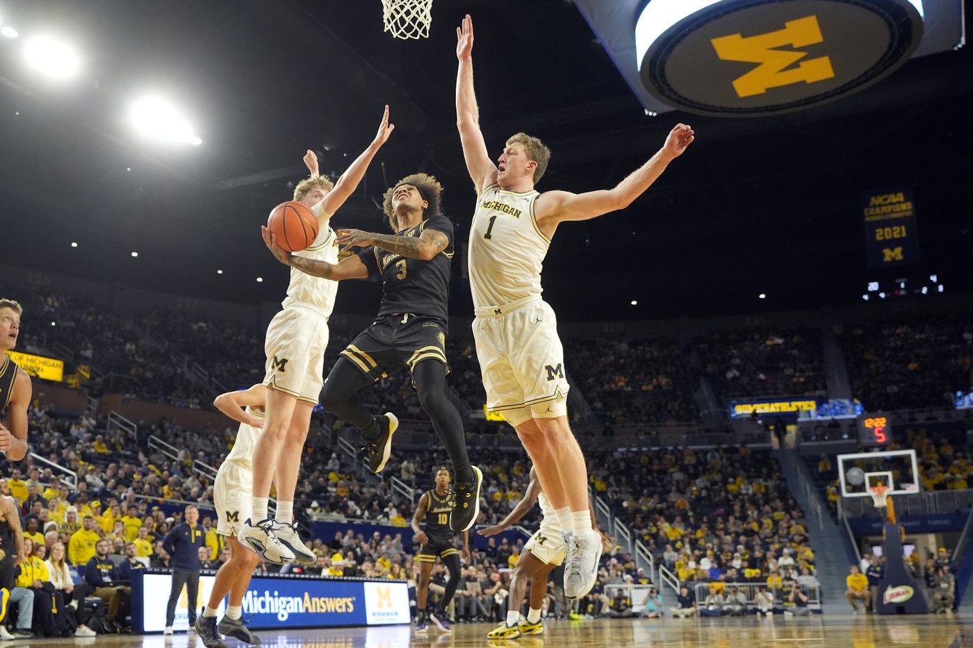 Tre Donaldson leads No. 24 Michigan to 89-58 rout of Purdue-Fort Wayne | iNFOnews.ca Tre Donaldson leads No. 24 Michigan to 89-58 rout of Purdue-Fort Wayne | iNFOnews.ca
