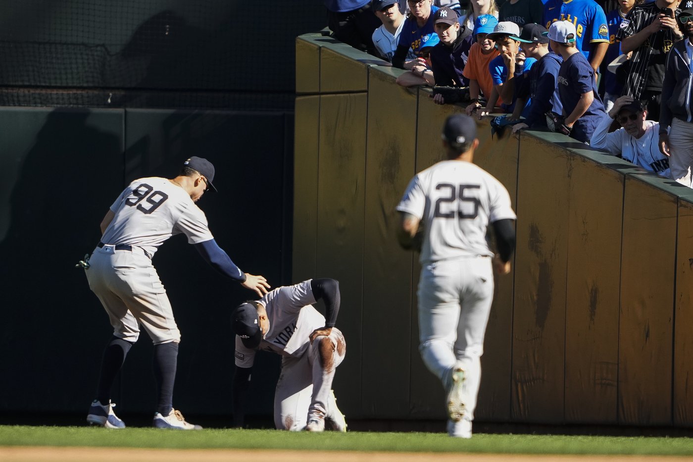 Yankees slugger Juan Soto hits pinch-hit RBI double after being scratched from the lineup | iNFOnews.ca Yankees slugger Juan Soto hits pinch-hit RBI double after being scratched from the lineup | iNFOnews.ca