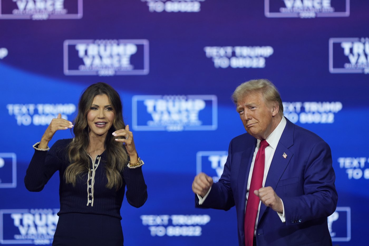 Trump emphasizes hypermasculinity as he and Harris pursue male voters | iNFOnews.ca Trump emphasizes hypermasculinity as he and Harris pursue male voters | iNFOnews.ca