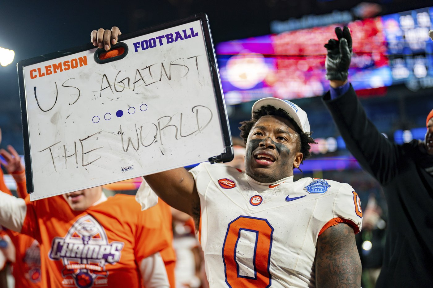 AP All-ACC: Miami QB Ward honored as offensive player and newcomer of the year | iNFOnews.ca AP All-ACC: Miami QB Ward honored as offensive player and newcomer of the year | iNFOnews.ca