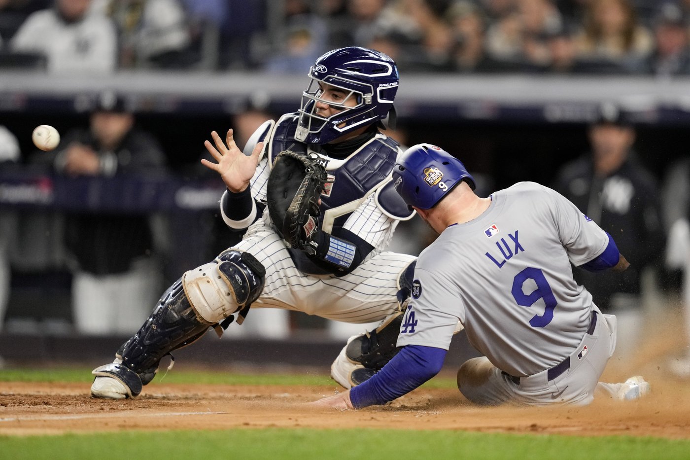 Freeman, Buehler lead Dodgers past slumping Yankees 4-2, take 3-0 lead in World Series | iNFOnews.ca
