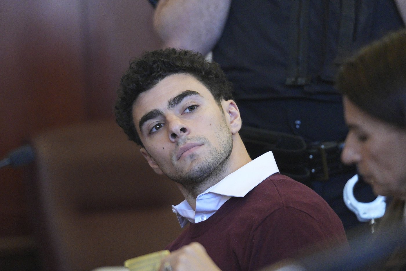 Luigi Mangione pleads not guilty to murder and weapons charges in UnitedHealthcare CEO's death | iNFOnews.ca