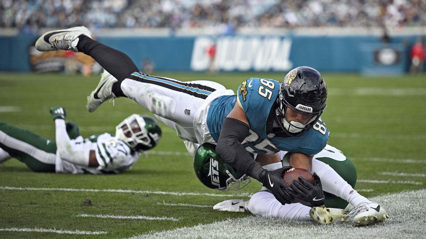 Fantasy plays: Players to start and sit for NFL Week 16 | iNFOnews.ca Fantasy plays: Players to start and sit for NFL Week 16 | iNFOnews.ca
