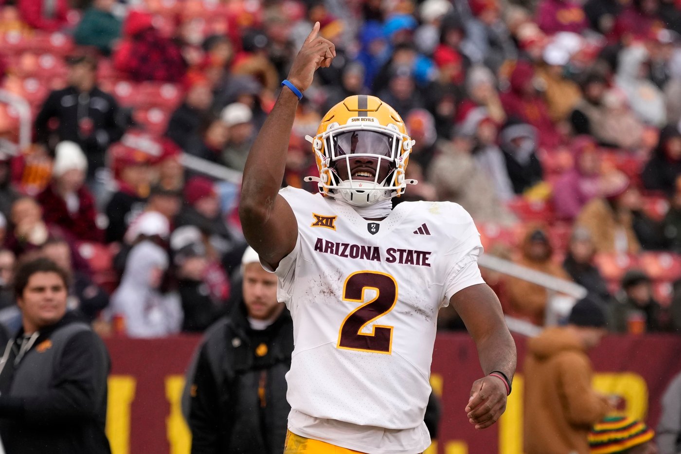 Sims sets Arizona State QB rushing record with 228 yards in 24-19 victory over Iowa State | iNFOnews.ca Sims sets Arizona State QB rushing record with 228 yards in 24-19 victory over Iowa State | iNFOnews.ca
