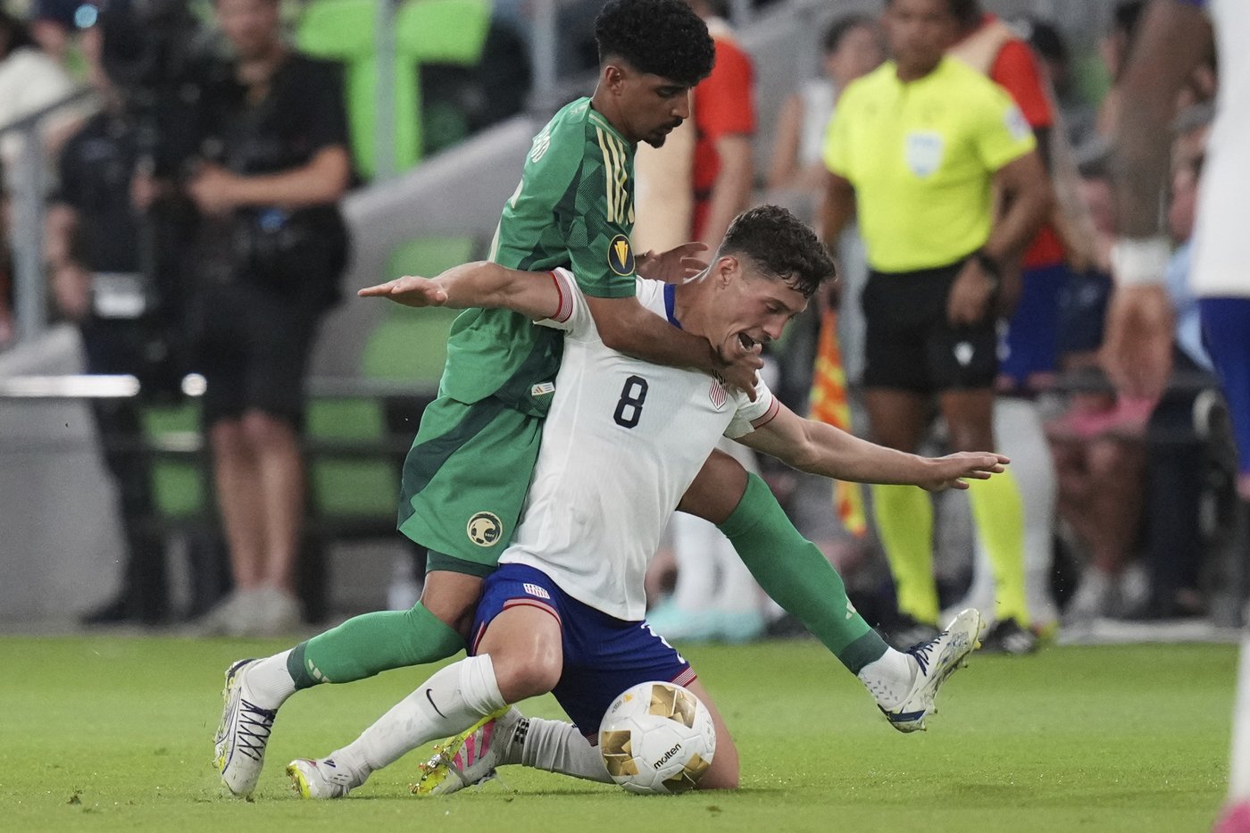 Richards' 2nd-half goal lifts US over Saudi Arabia 1-0 and into CONCACAF Gold Cup quarterfinals | iNFOnews.ca Richards' 2nd-half goal lifts US over Saudi Arabia 1-0 and into CONCACAF Gold Cup quarterfinals | iNFOnews.ca