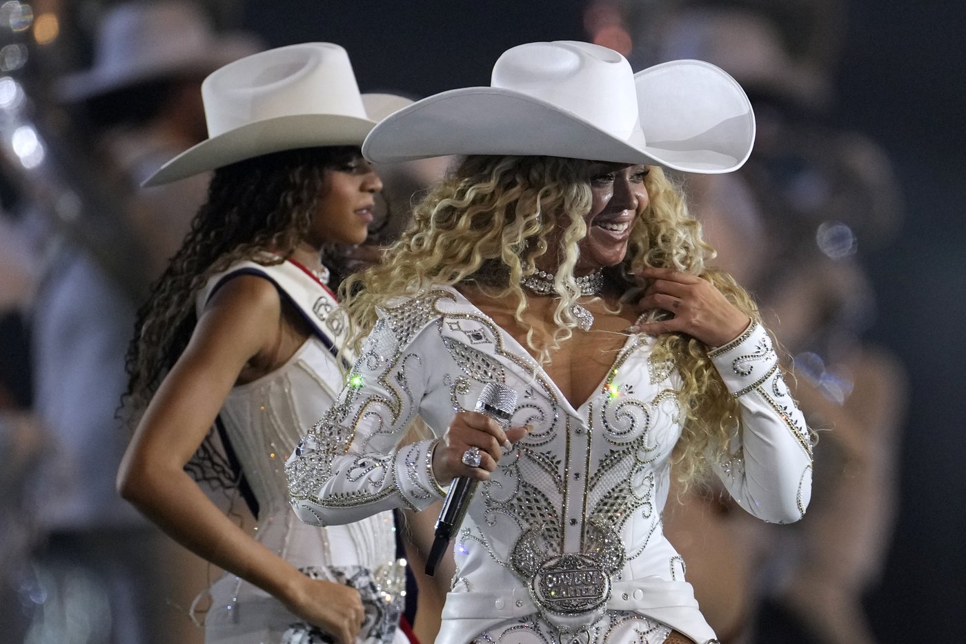 Beyoncé's performance highlighted Netflix's NFL debut on Christmas Day | iNFOnews.ca