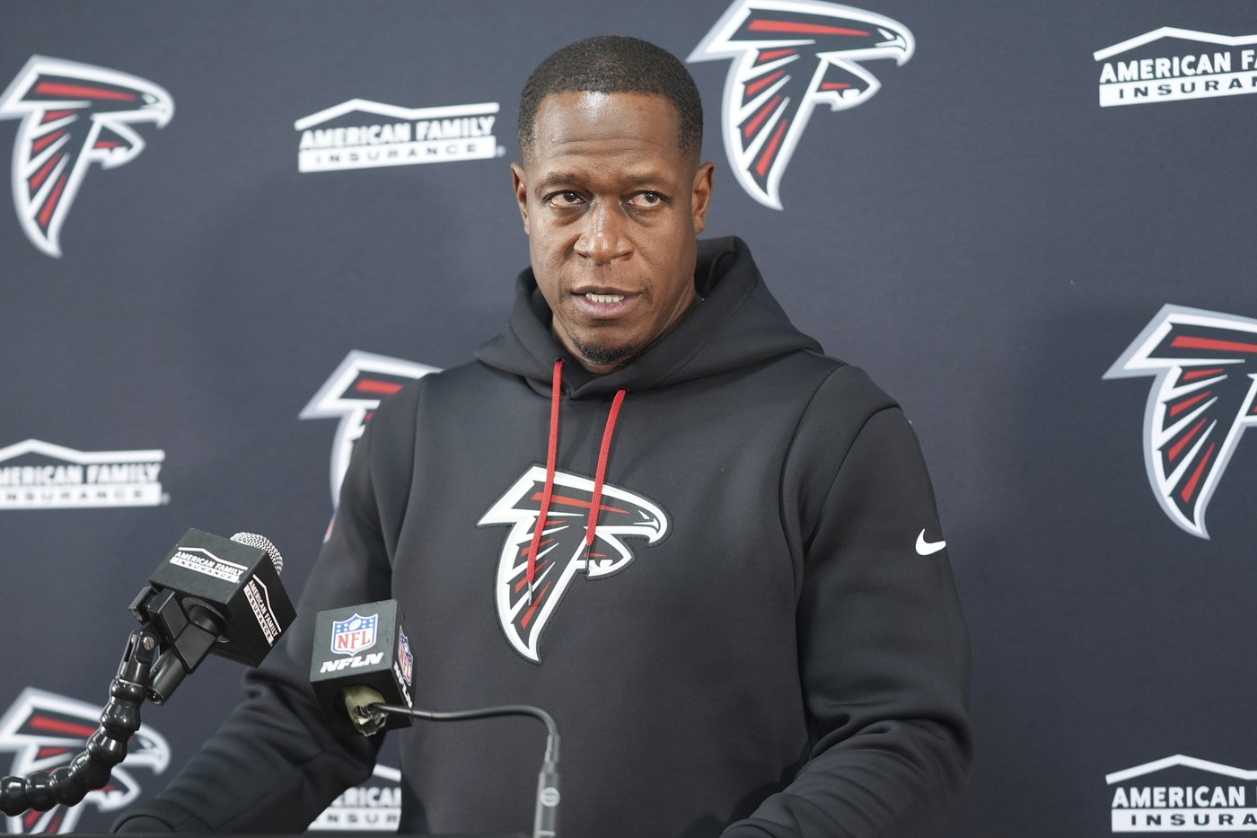 Falcons run out of time to control their path to the playoffs after mismanaging the clock | iNFOnews.ca Falcons run out of time to control their path to the playoffs after mismanaging the clock | iNFOnews.ca