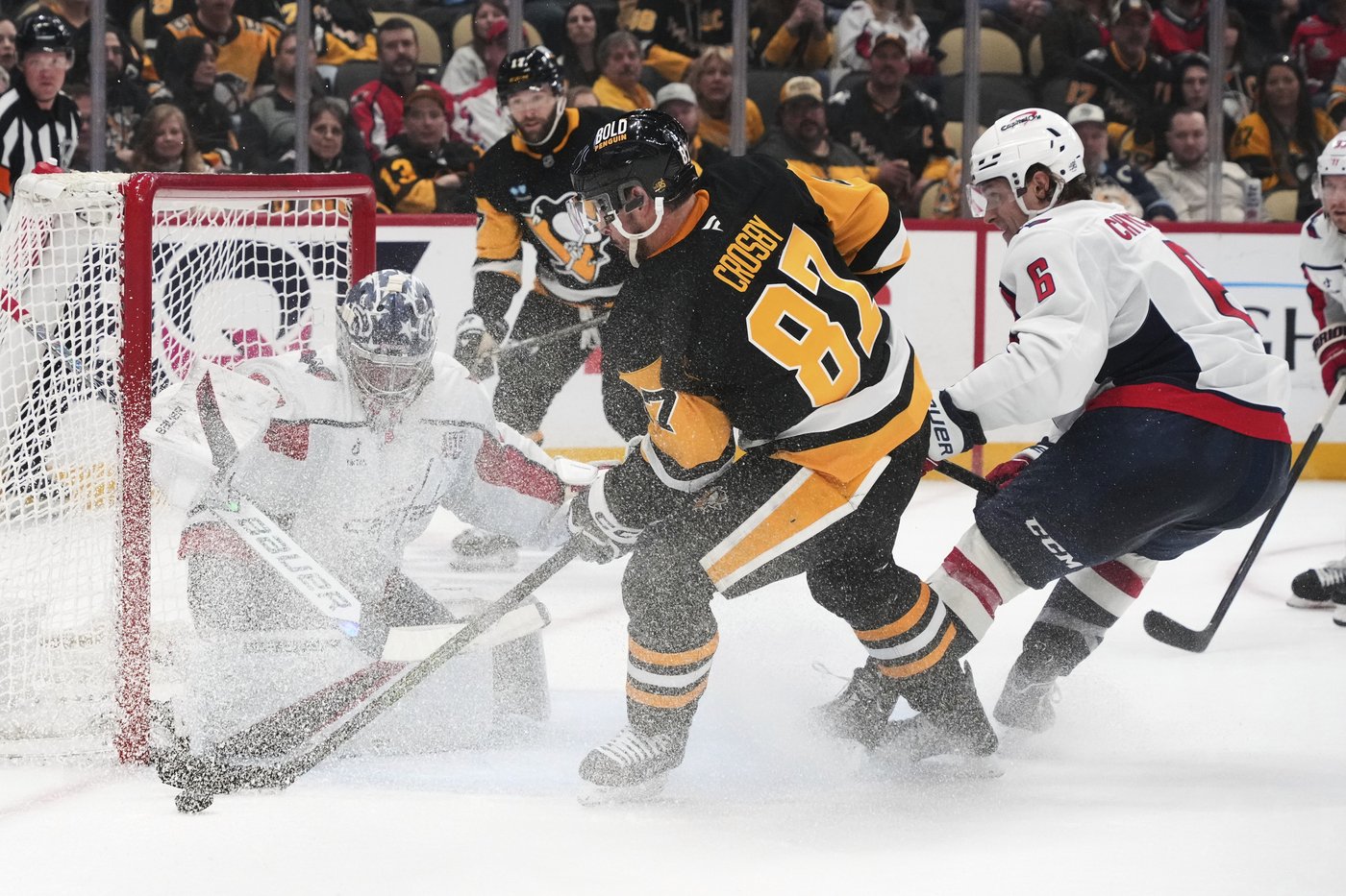Crosby and MacKinnon back together for Canada at the ice hockey worlds after 10 years | iNFOnews.ca