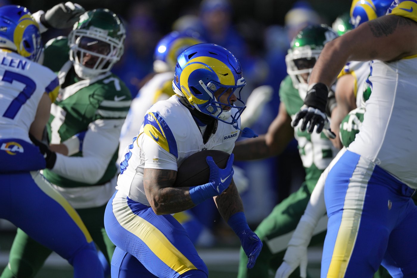 Stafford's TD pass to Higbee after Rodgers' turnover leads Rams past Jets 19-9 | iNFOnews.ca Stafford's TD pass to Higbee after Rodgers' turnover leads Rams past Jets 19-9 | iNFOnews.ca