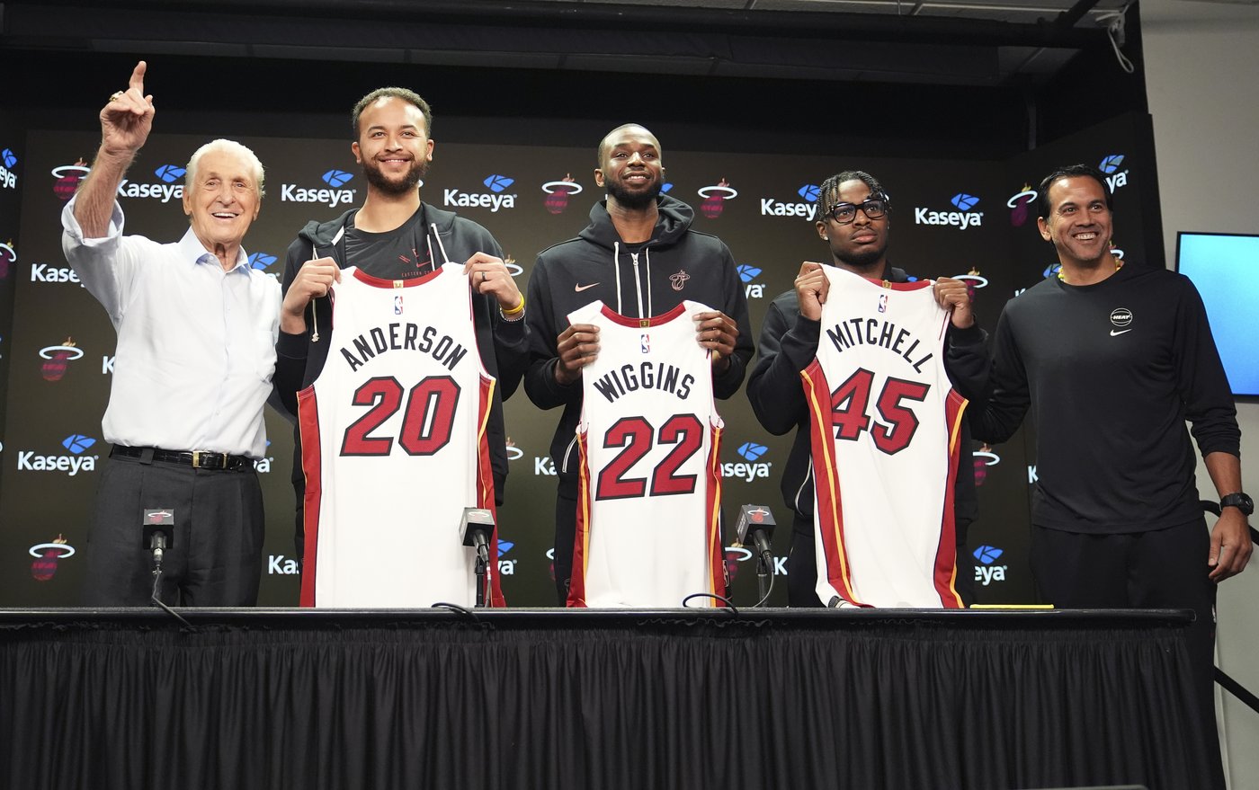 Heat officially welcome Wiggins, Mitchell and Anderson to the team after last week's Butler trade | iNFOnews.ca Heat officially welcome Wiggins, Mitchell and Anderson to the team after last week's Butler trade | iNFOnews.ca