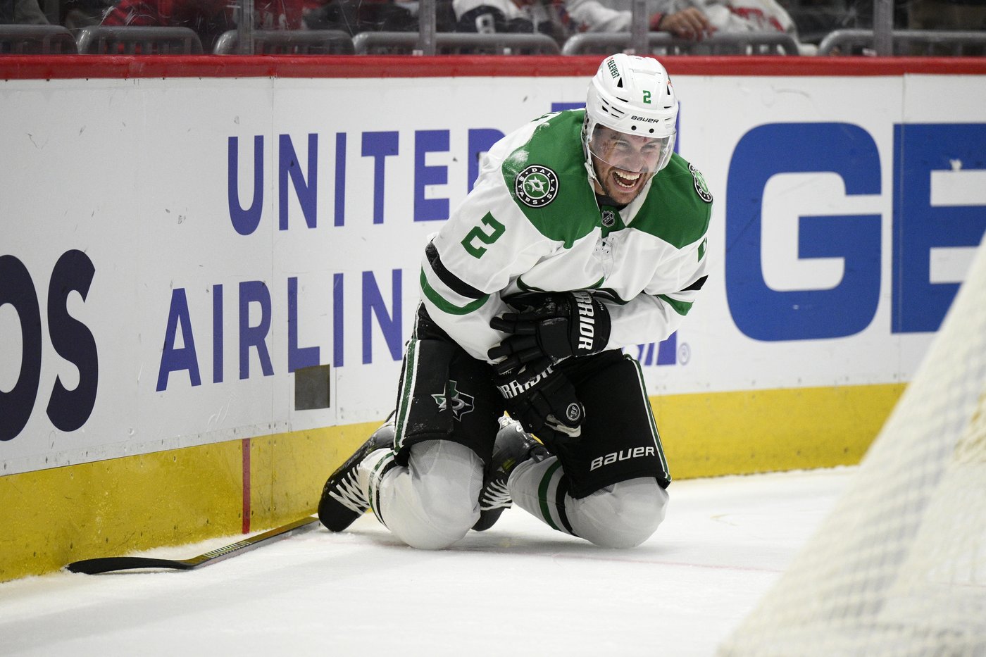 Capitals snap the Stars' season-opening winning streak at 4 with a 3-2 victory | iNFOnews.ca