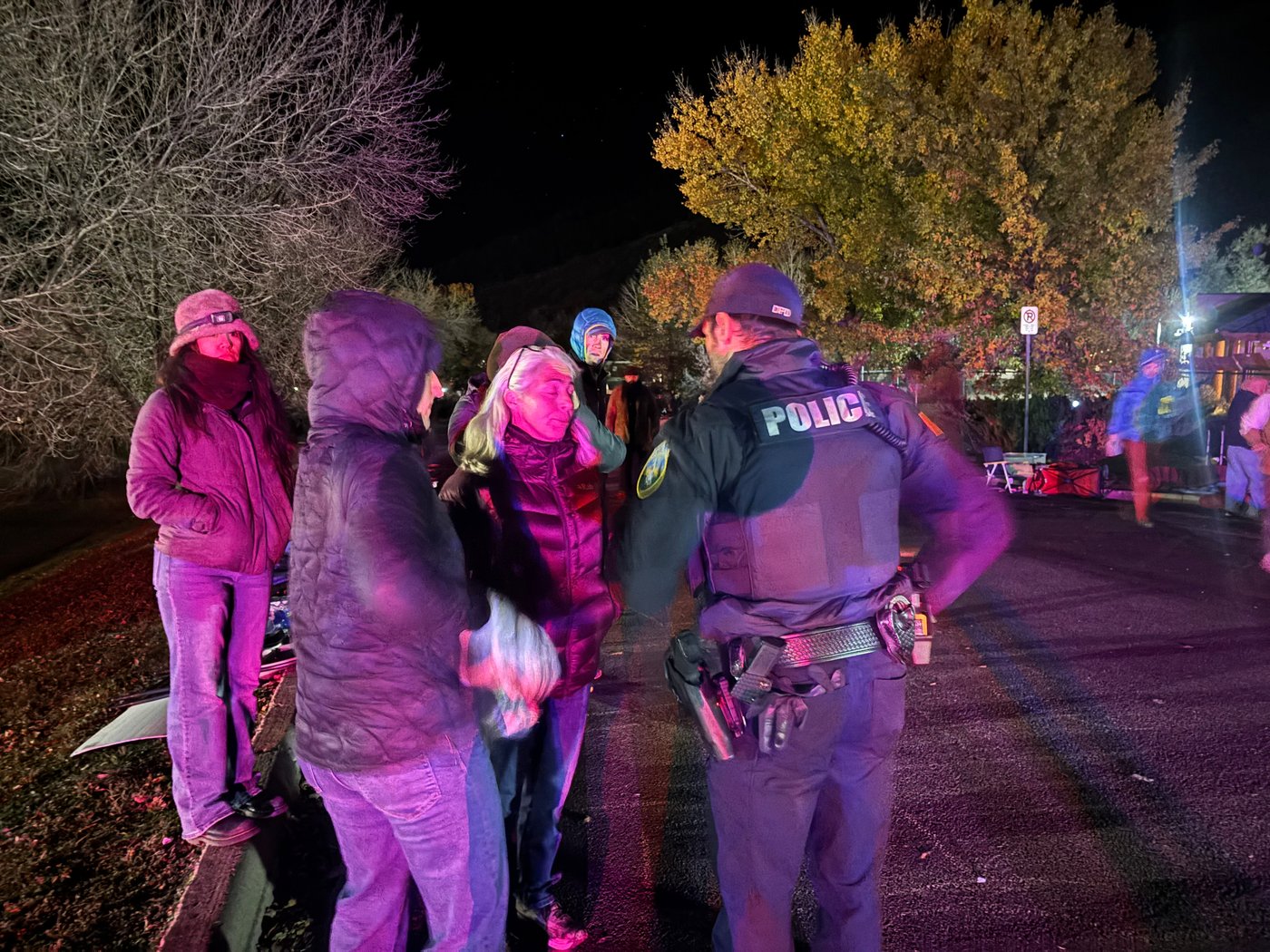 Immigration officer is charged with assault after protest outside Colorado ICE facility, DA says | iNwheels