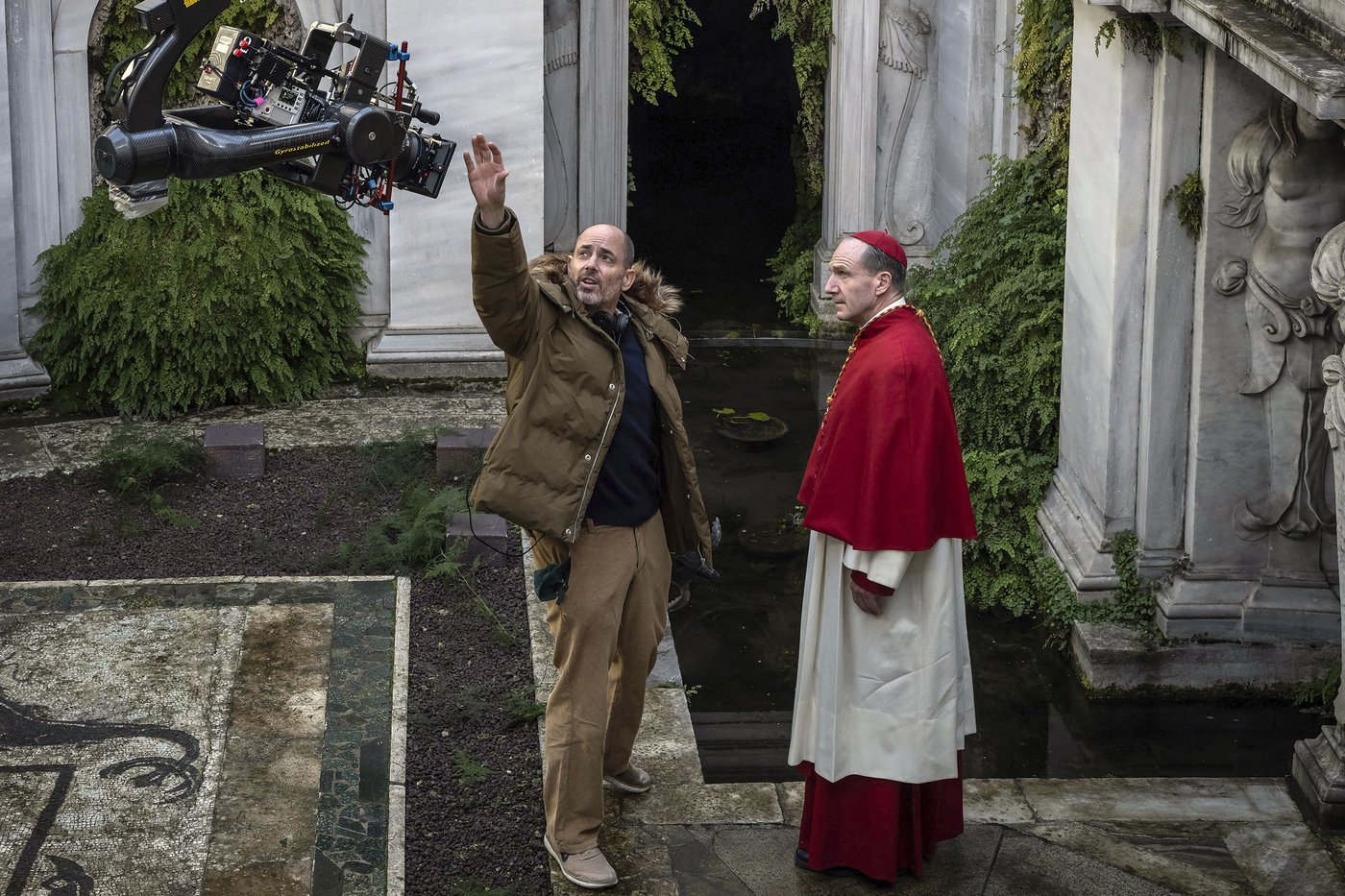 'Conclave' and Ralph Fiennes go for the (papal) throne | iNFOnews.ca