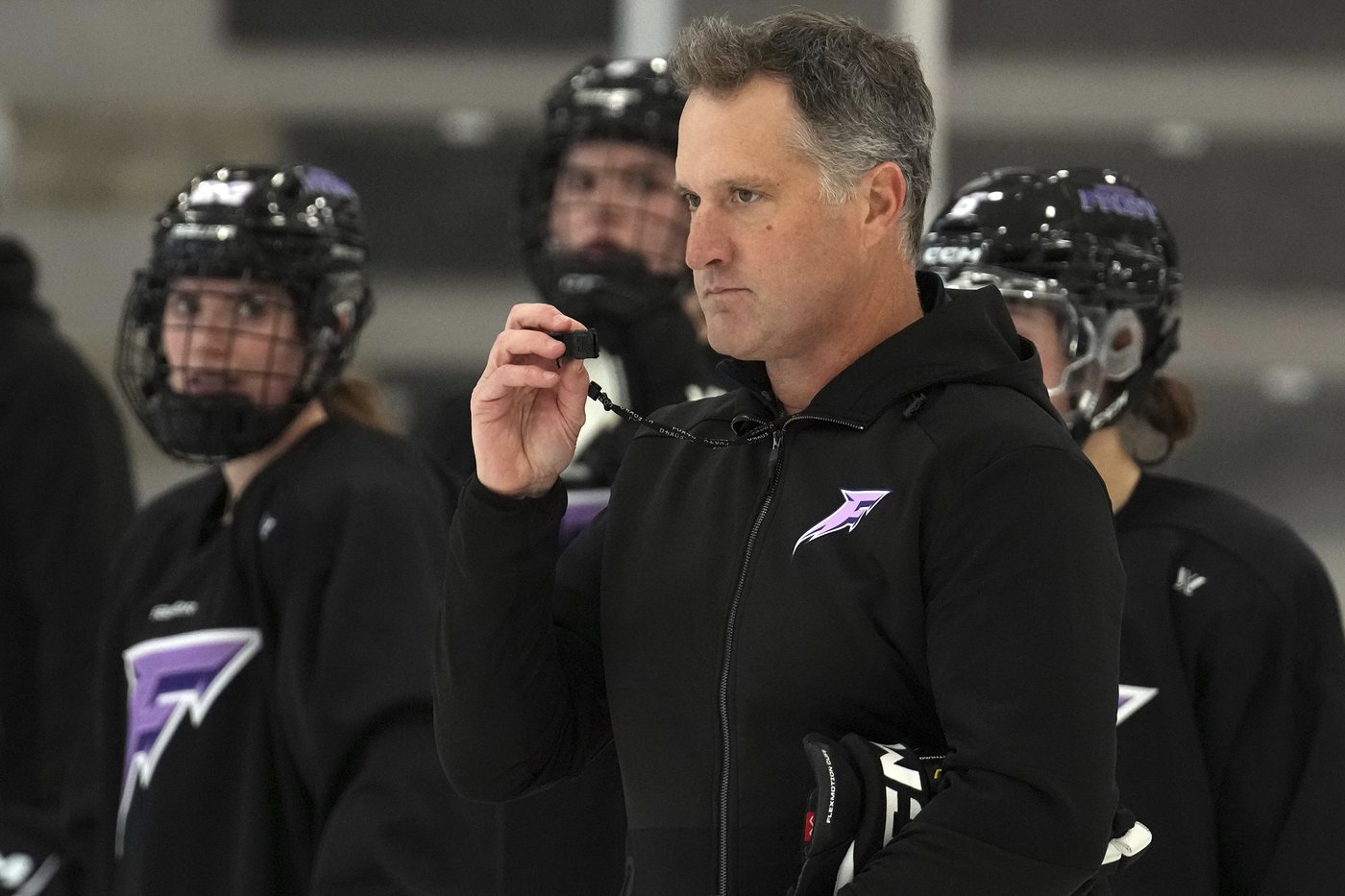 PWHL releases neutral-site schedule with games ranging from Vancouver to Quebec City | iNFOnews.ca