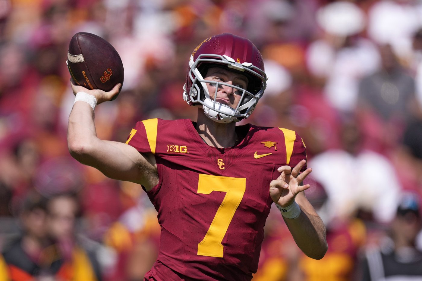 No. 11 USC takes momentum on road to Minnesota after 2nd half surge against Wisconsin | iNFOnews.ca