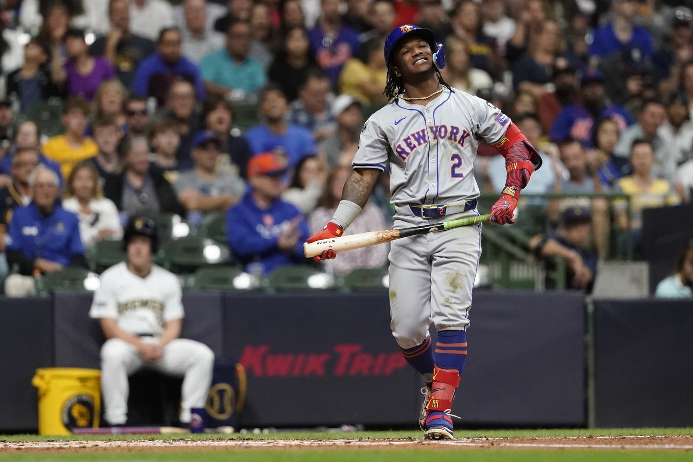 Mets put their playoff hopes in danger by getting just two hits in 6-0 loss to Brewers | iNFOnews.ca Mets put their playoff hopes in danger by getting just two hits in 6-0 loss to Brewers | iNFOnews.ca